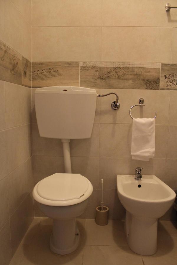 Albergo Moderno Модена Экстерьер фото