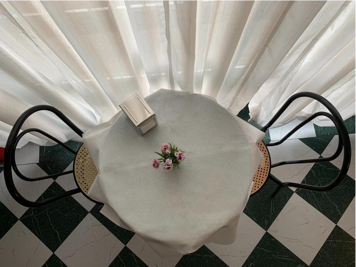 Albergo Moderno Модена Экстерьер фото