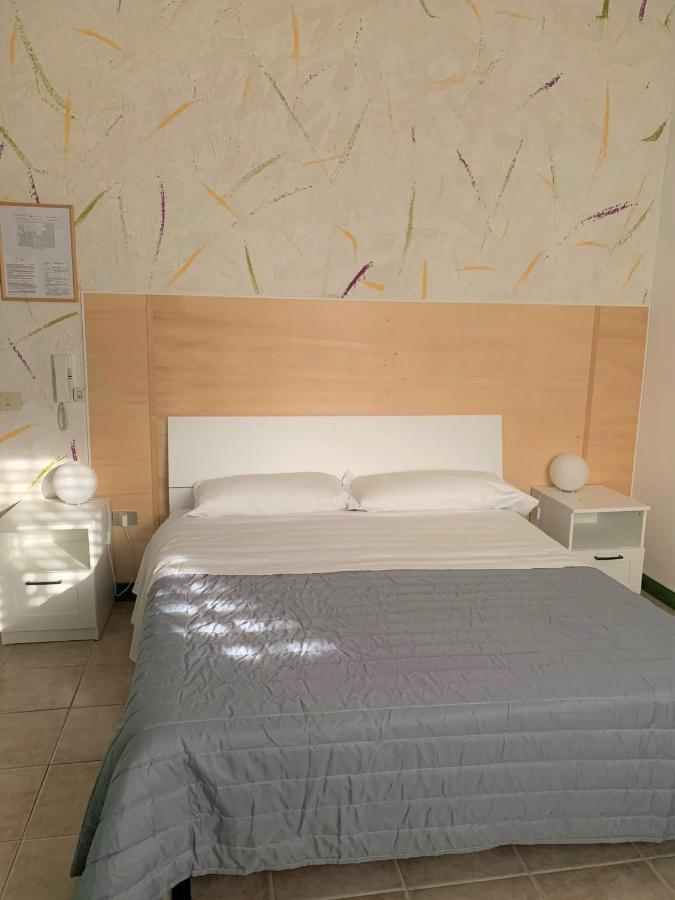 Albergo Moderno Модена Экстерьер фото